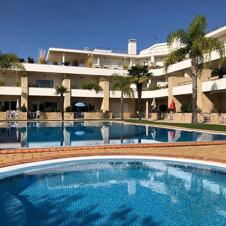 Apartamentos Pomba Branca Olhos de Agua  Exterior photo